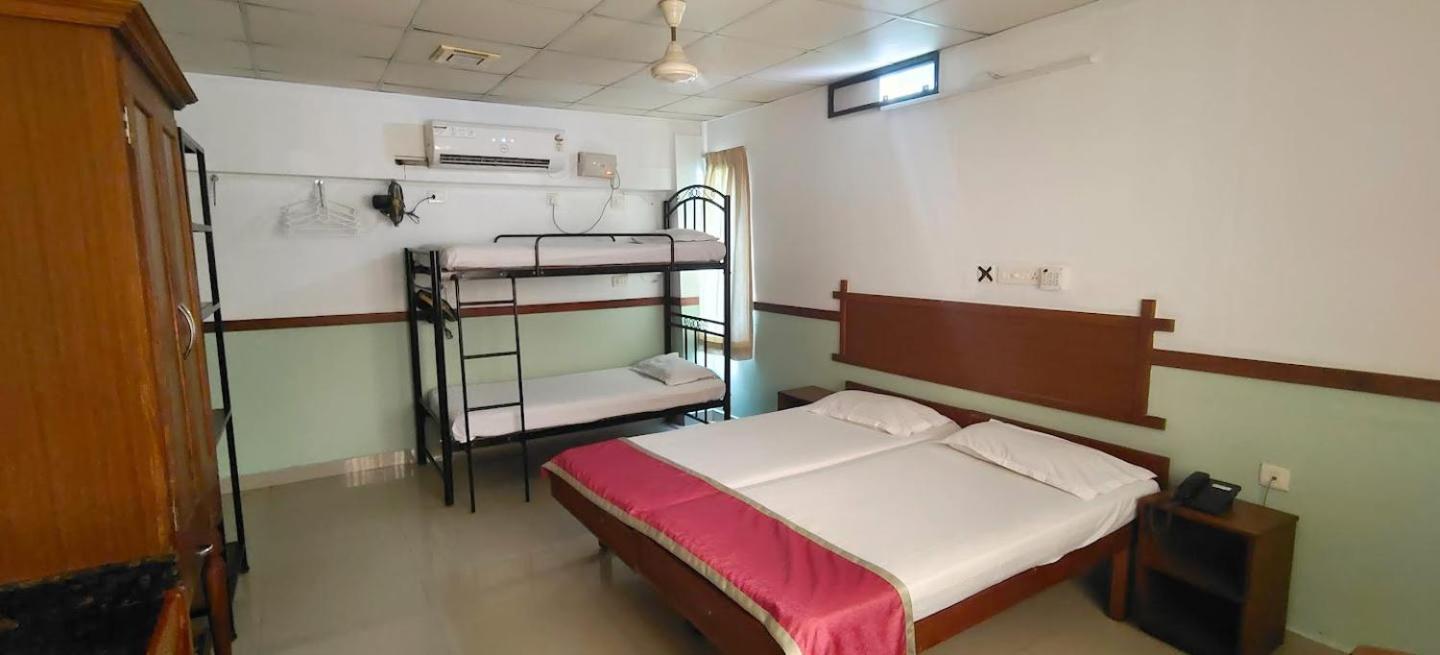 The Boat Jetty Bungalow Kochi Exterior photo